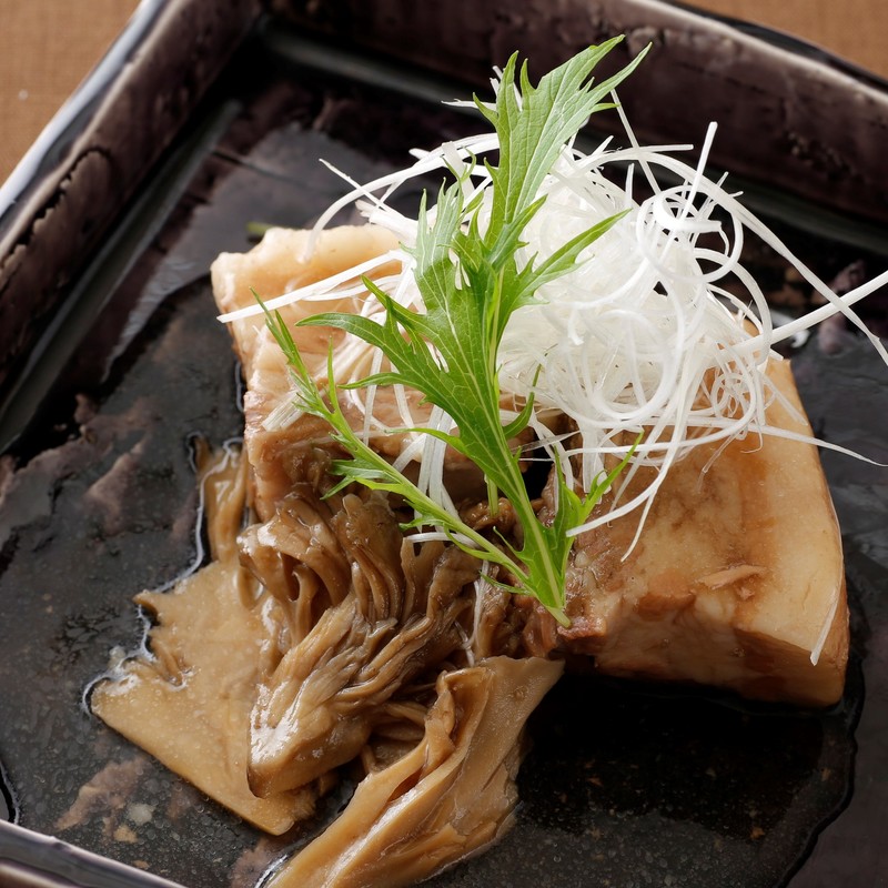 上品な味に仕上げた「豚と舞茸の出雲醤油煮」